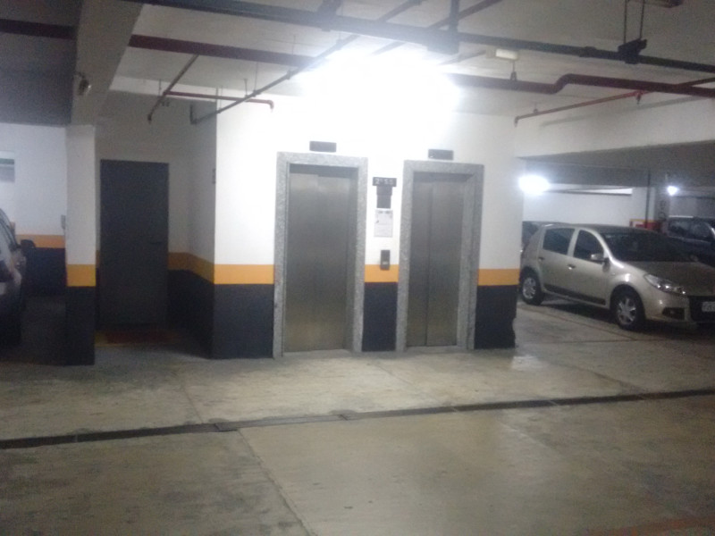 Comercial à venda Chácara Santo Antônio (Zona Sul) com 70m² e 0 quartos por R$ 550.000 - garagem2.jpg