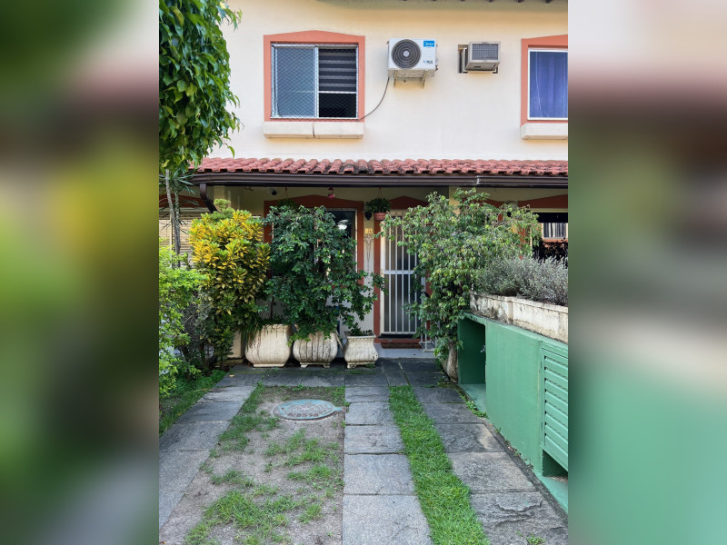 Casa de condomínio à venda Freguesia (Jacarepaguá) com 88m² e 2 quartos por R$ 430.000 - fachada-2.jpg