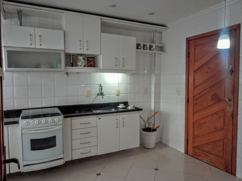 Cobertura à venda Centro com 150m² e 3 quartos por R$ 625.000 - img-20250809-155206-855.jpg