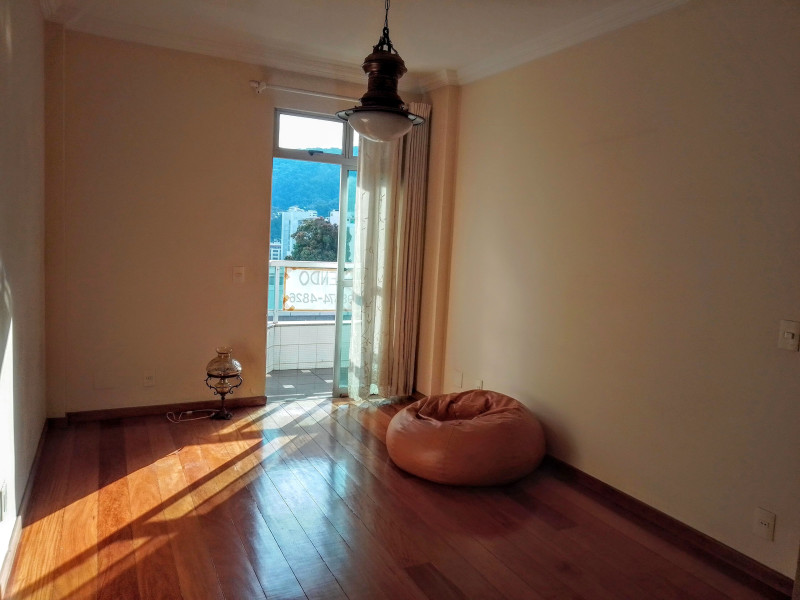 Cobertura à venda Centro com 150m² e 3 quartos por R$ 625.000 - img-20250809-155531-109.jpg