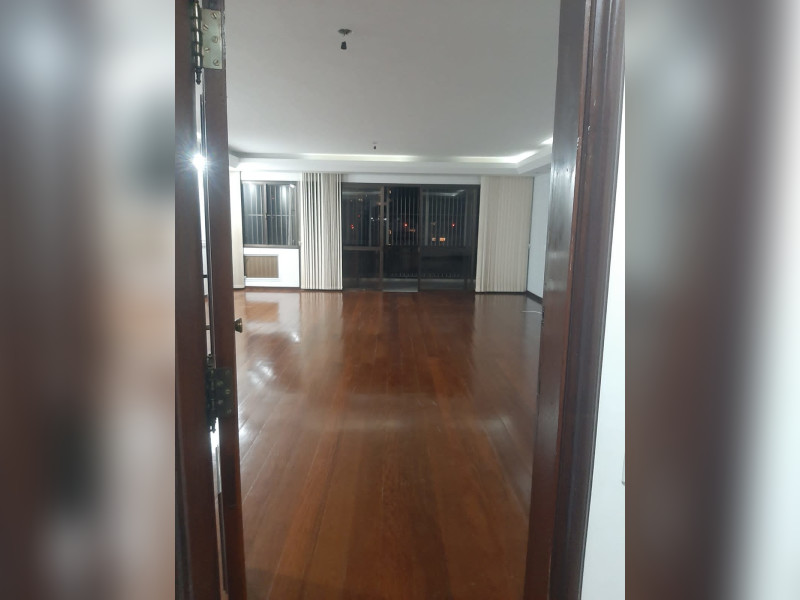 Apartamento à venda Copacabana com 260m² e 3 quartos por R$ 2.700.000 - img-20240326-wa0026.jpg