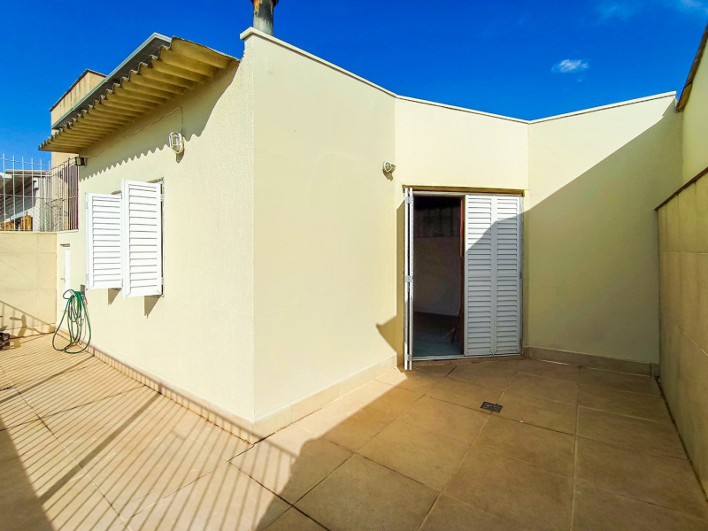 Apartamento à venda Medianeira com 105m² e 2 quartos por R$ 371.900 - efod1487201202508260928401-patio-externo4.jpg