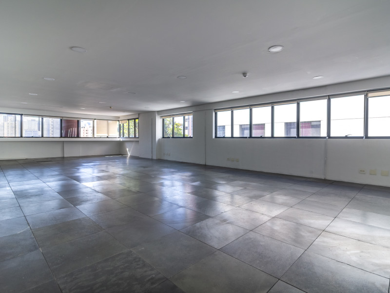 Comercial à venda Vila Monte Alegre com 137m² e 0 quartos por R$ 900.000 - img-3.JPG