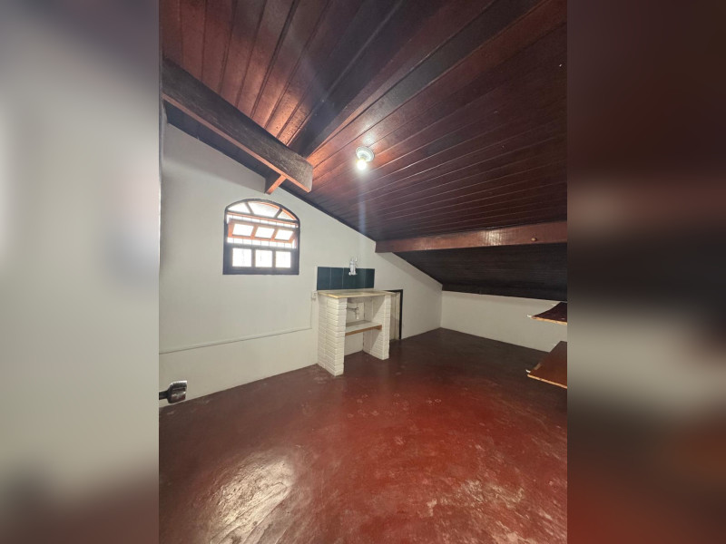 Casa à venda Parque Balneario Oasis com 430m² e 7 quartos por R$ 708.000 - 25-scozinha-edicula.jpeg