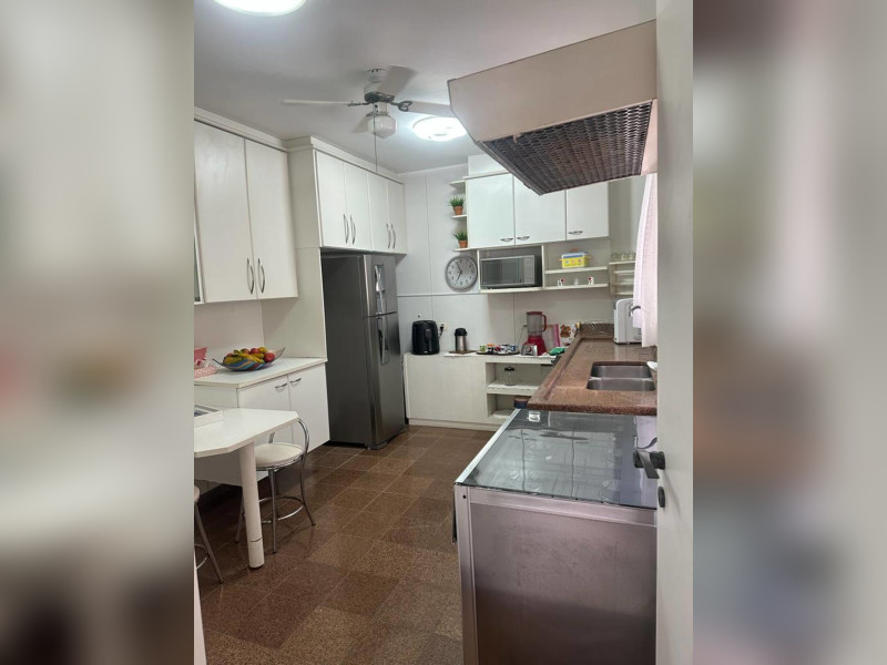 Apartamento à venda Pitangueiras com 225m² e 4 quartos por R$ 650.000 - 9a5ecddf-0ed3-4216-930d-903eca9387d7-1.jpeg