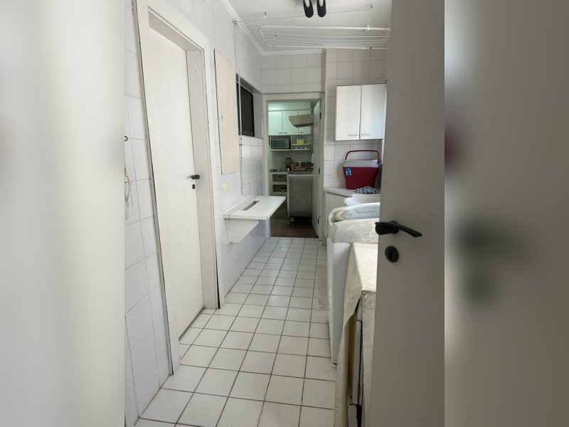 Apartamento à venda Pitangueiras com 225m² e 4 quartos por R$ 650.000 - d8b35bac-5d87-49ea-ae57-b5d87ad84aed.jpeg