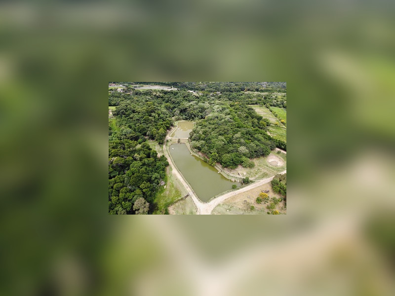 Terreno à venda Kurumin com 2000m² e 1 quarto por R$ 2.350.000 - lago.JPG