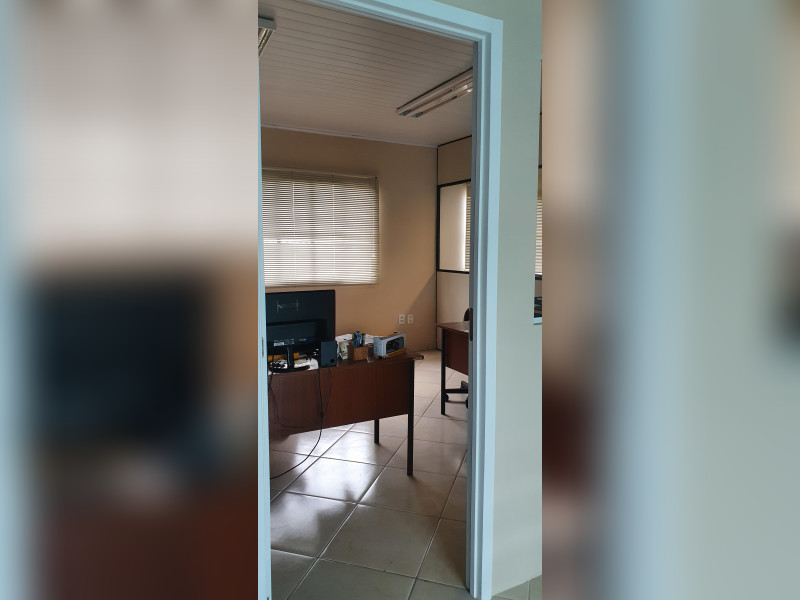 Comercial à venda Niterói com 484m² e 0 quartos por R$ 798.000 - 1000013940.jpg
