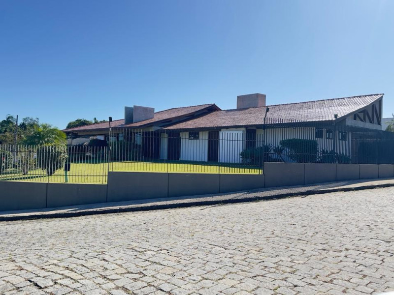 Casa à venda Itoupava Norte com 540m² e 6 quartos por R$ 3.000.000 - photo-2025-08-25-09-56-41-5.jpg
