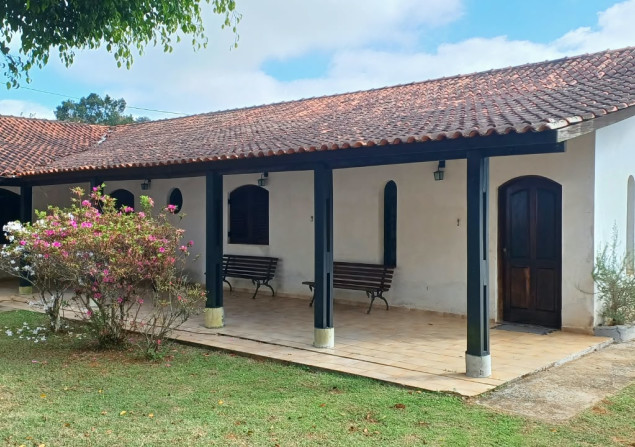 imóvel com 3000m²