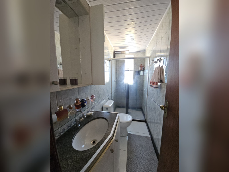 Apartamento à venda Arvoredo com 92m² e 3 quartos por R$ 530.000 - banheiro.jpeg