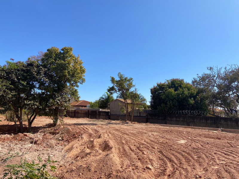 Terreno à venda Setor Habitacional Jardim Botânico com 872m² e 0 quartos por R$ 600.000 - img-20251007-wa0030.jpg
