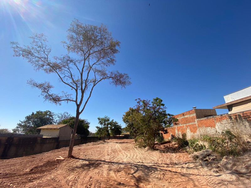 Terreno à venda Setor Habitacional Jardim Botânico com 872m² e 0 quartos por R$ 600.000 - img-20251007-wa0031.jpg