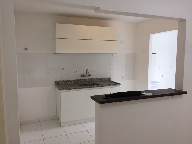 Apartamento à venda Jardim Maria Rosa com 88m² e 3 quartos por R$ 465.000 - balcao-cozinha.jpg