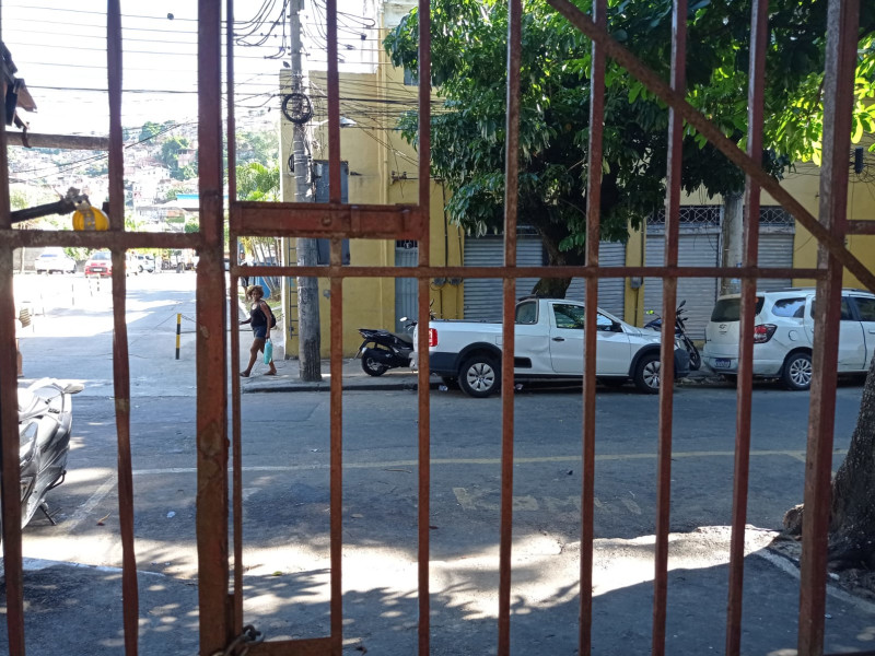 Casa à venda Santa Teresa com 250m² e 4 quartos por R$ 500.000 - imagem-do-whatsapp-de-2025-10-08-as-150752-8c9734d8.jpg