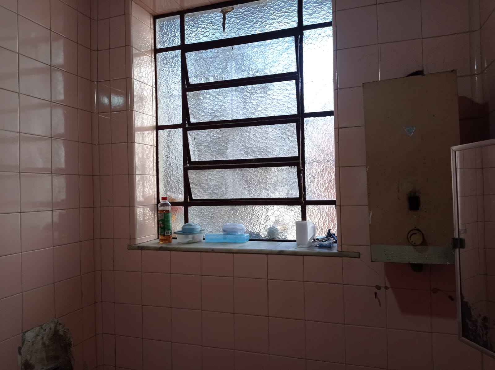 Casa à venda Santa Teresa com 250m² e 4 quartos por R$ 500.000 - imagem-do-whatsapp-de-2025-10-08-as-150700-0f97861a.jpg