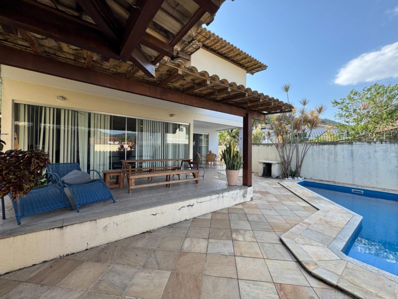 Casa à venda Maravista com 350m² e 4 quartos por R$ 980.000 - 6d38d223-5c54-42e5-9f91-ab8f79191927.jpeg