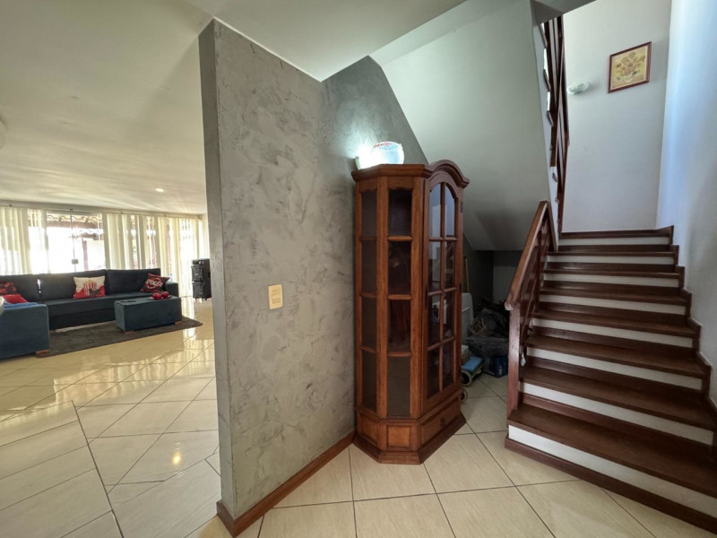 Casa à venda Maravista com 350m² e 4 quartos por R$ 980.000 - c92f7143-b7f8-42d3-9f0a-c237aff945a8.jpeg