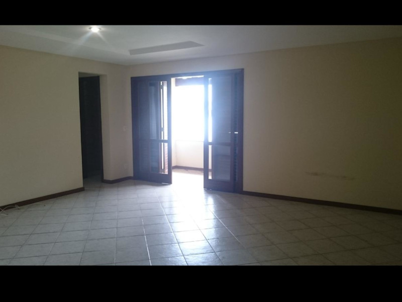 Casa à venda Maravista com 350m² e 4 quartos por R$ 980.000 - whatsapp-image-2025-10-13-at-234333-1789e6eb.jpg