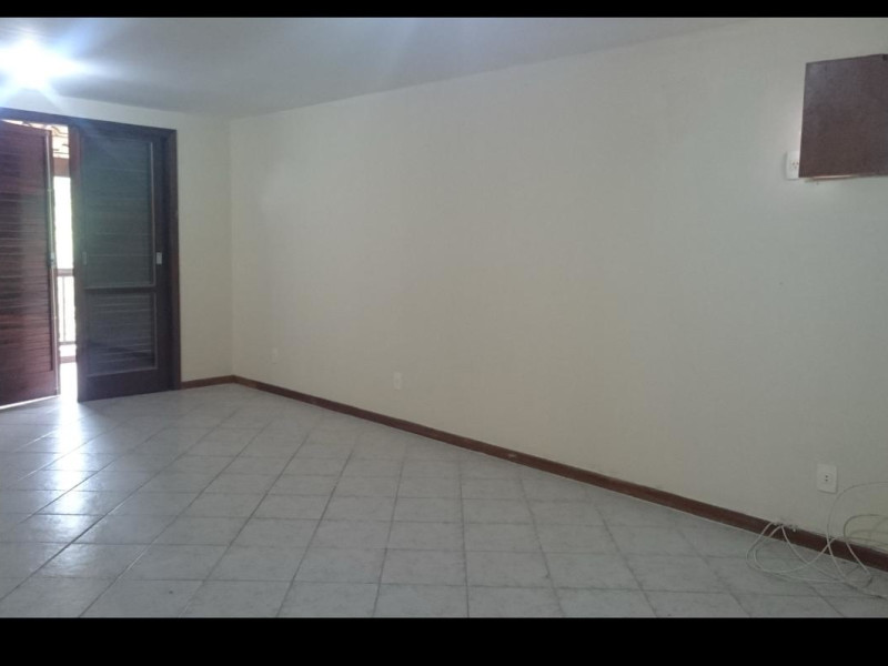 Casa à venda Maravista com 350m² e 4 quartos por R$ 980.000 - whatsapp-image-2025-10-13-at-234333-899ca154.jpg
