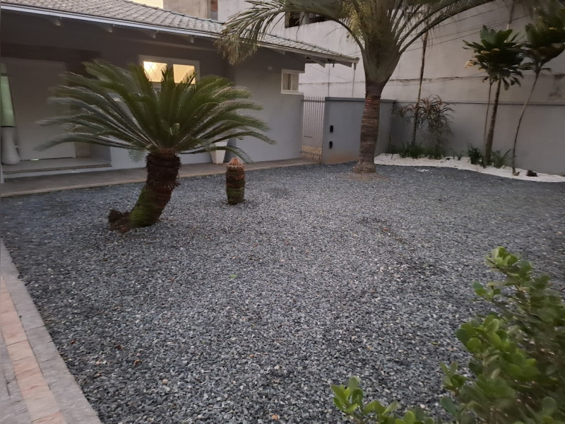 Casa à venda Saguaçu com 200m² e 4 quartos por R$ 1.395.000 - fotojoinville02.jpg