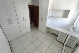 Apartamento à venda Praia da Costa com 120m² - 4 dormitórios -  vagas - R$ 870.000 - img-20251120-170710.jpg