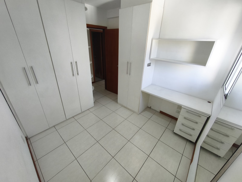 Apartamento à venda Praia da Costa com 120m² e 4 quartos por R$ 870.000 - img-20251120-170710.jpg