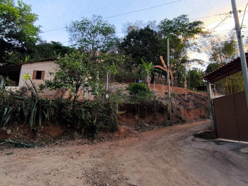 Chácara à venda Recanto do Sossego com 2000m² e 1 quarto por R$ 245.000 - 1000038205.jpg