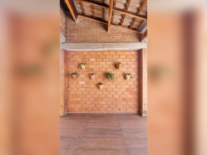 Casa à venda Cidade vergani  com 300m² e 1 quarto por R$ 550.000 - 1000346336.jpg