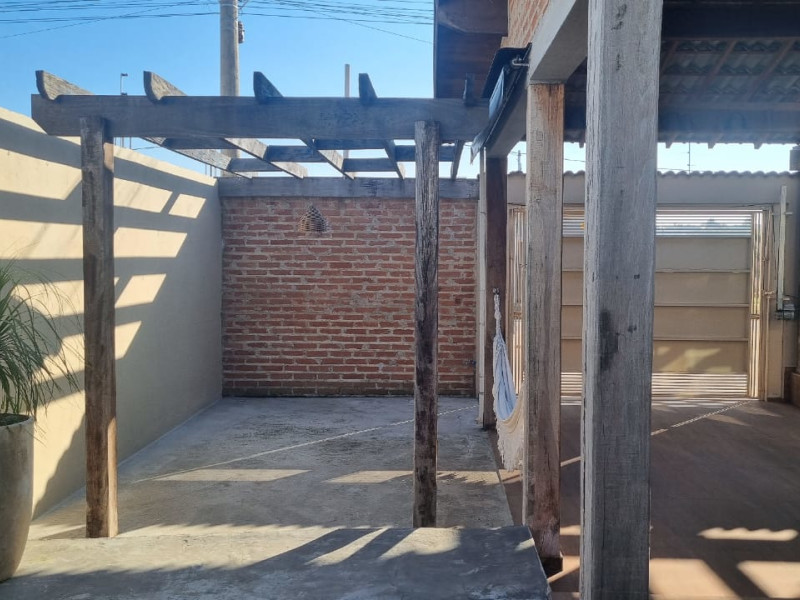 Casa à venda Cidade vergani  com 300m² e 1 quarto por R$ 550.000 - 1000346341.jpg