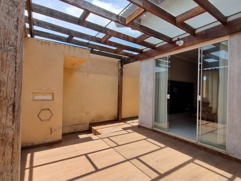 Casa à venda Cidade vergani  com 300m² e 1 quarto por R$ 550.000 - 1000346342.jpg