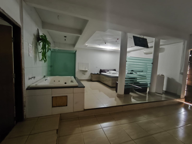 Comercial à venda Centro com 3295m² e 0 quartos por R$ 1.300.000 - c95645c7-d8bd-49c7-867b-643a5cd3bf19.jpeg