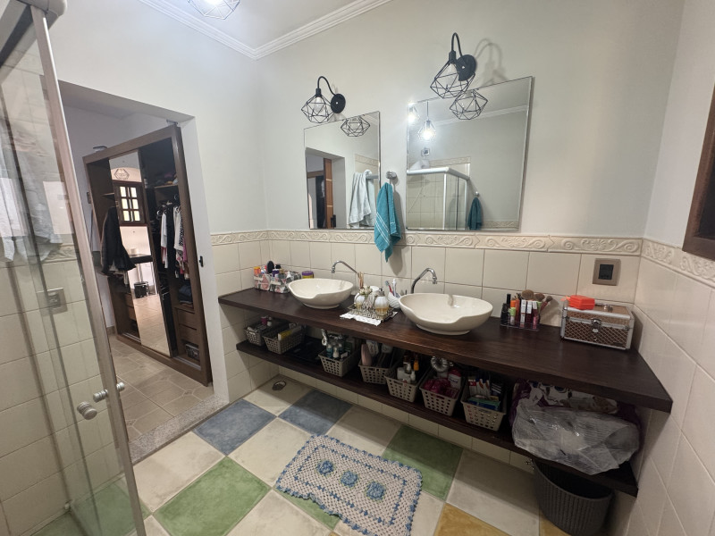 Casa de condomínio à venda Residencial San Diego com 362m² e 3 quartos por R$ 1.250.000 - banheiro-suite-2.JPG