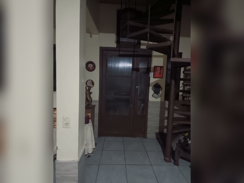 imóvel com 275m² - Lomba do Pinheiro - Porto Alegre