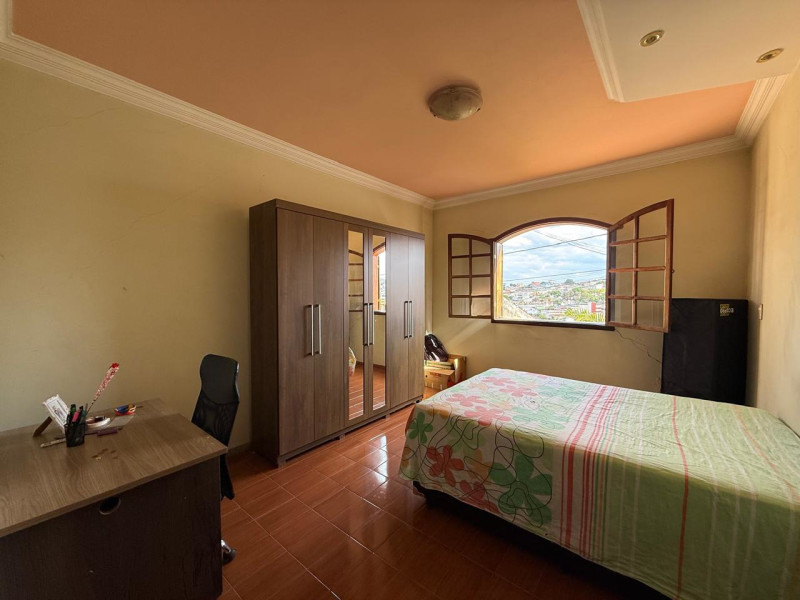 Casa à venda Vivendas da Exposição com 149m² e 4 quartos por R$ 420.000 - img-20251031-wa0010.jpg