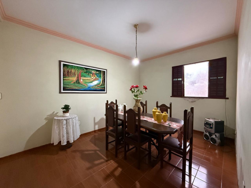 Casa à venda Vivendas da Exposição com 149m² e 4 quartos por R$ 420.000 - img-20251031-wa0013.jpg