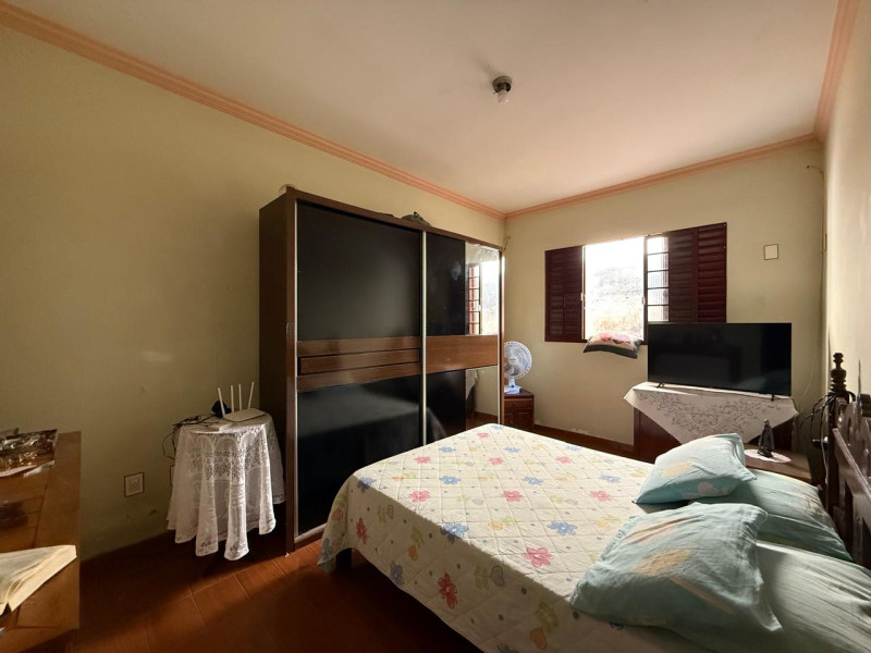 Casa à venda Vivendas da Exposição com 149m² e 4 quartos por R$ 420.000 - img-20251031-wa0016.jpg