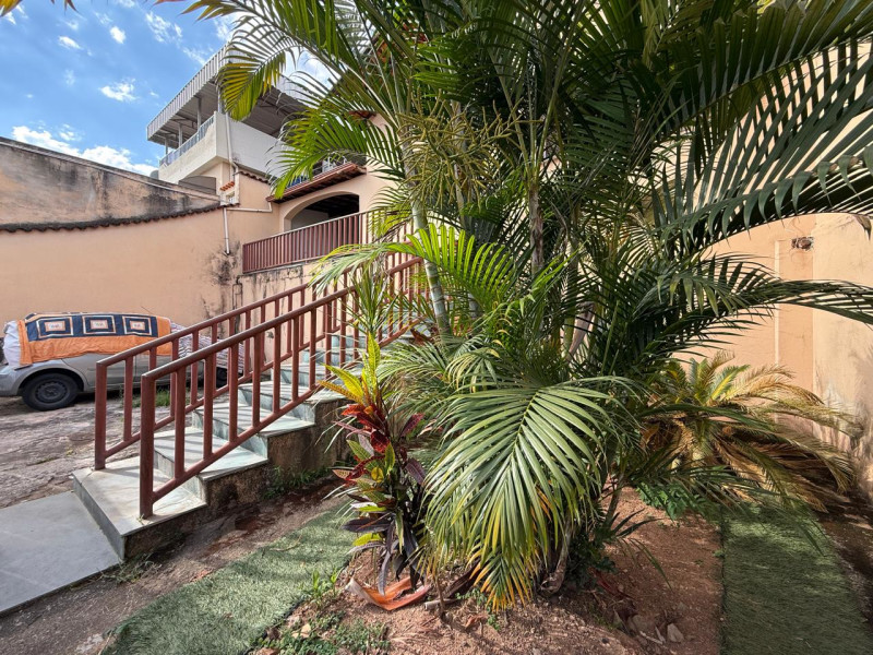 Casa à venda Vivendas da Exposição com 149m² e 4 quartos por R$ 420.000 - img-20251031-wa0024.jpg