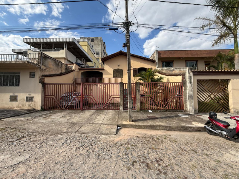 Casa à venda Vivendas da Exposição com 149m² e 4 quartos por R$ 420.000 - img-20251031-wa0026.jpg