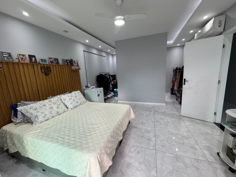 Casa à venda Sepetiba com 350m² e 5 quartos por R$ 540.000 - whatsapp-image-2025-06-06-at-173630.jpeg