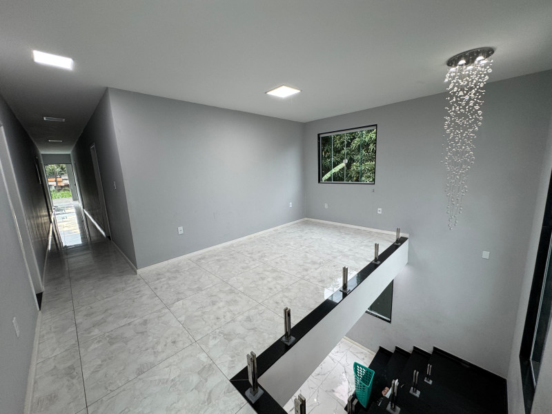 Casa à venda Sepetiba com 350m² e 5 quartos por R$ 540.000 - whatsapp-image-2025-06-06-at-173633.jpeg