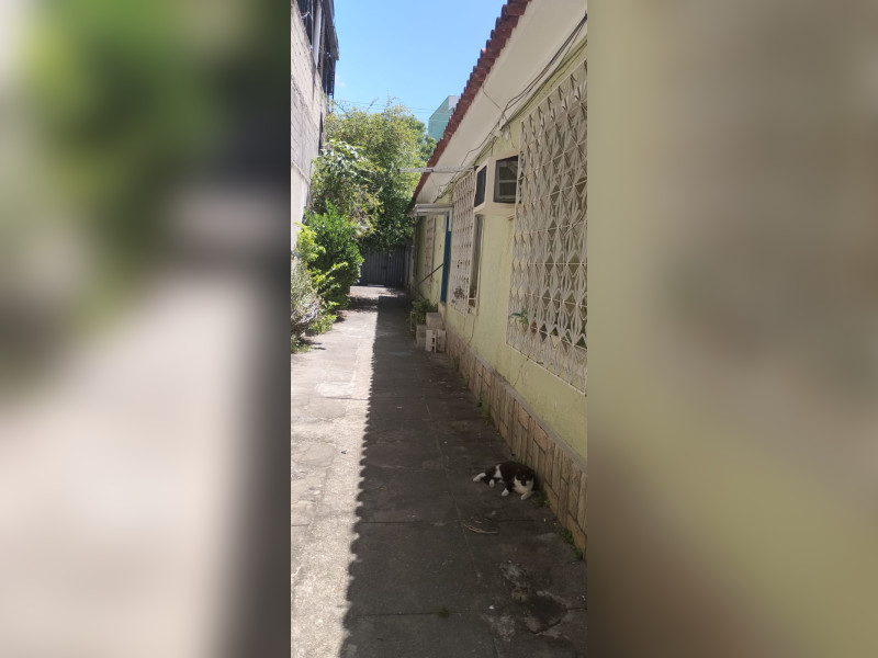 Casa à venda Rocha Miranda com 500m² e 7 quartos por R$ 650.000 - imagem-do-whatsapp-de-2025-10-24-as-131900-f8651a4f.jpg