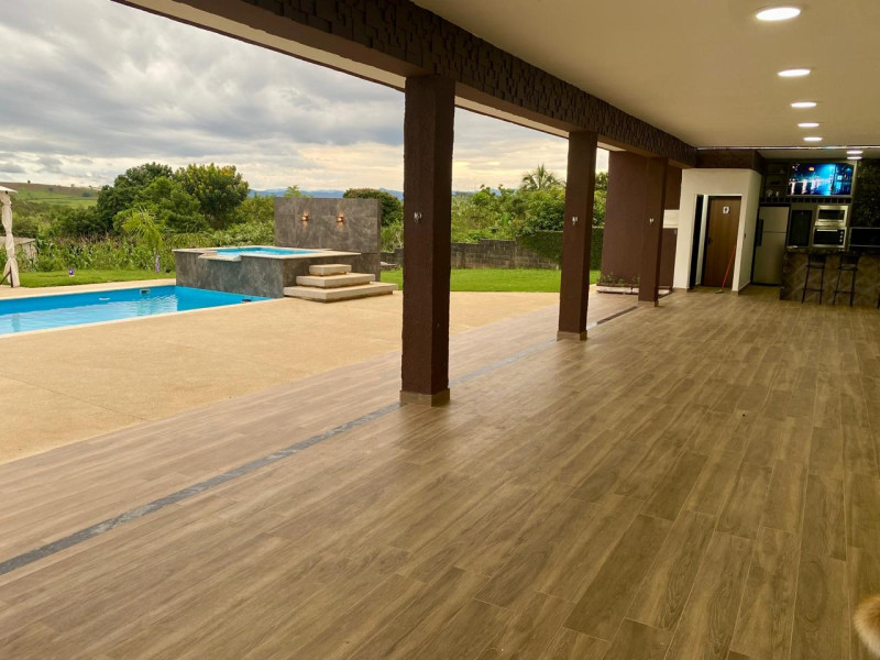 Casa à venda Granjas Rurais Reunidas São Judas Tadeu com 700m² e 3 quartos por R$ 1.200.000 - 5b89c29d-249b-4e78-8a24-0d60b20bc281.jpeg