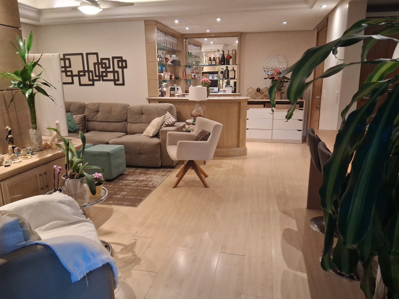 Apartamento à venda Menino Deus com 92m² e 3 quartos por R$ 875.000 - estar-bar-original.jpeg