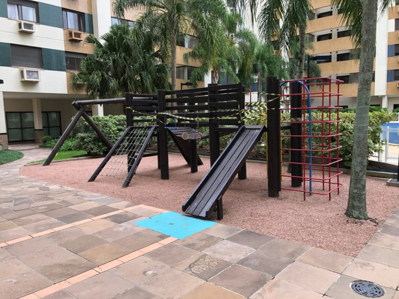 Apartamento à venda Menino Deus com 92m² e 3 quartos por R$ 875.000 - img-1298.jpeg