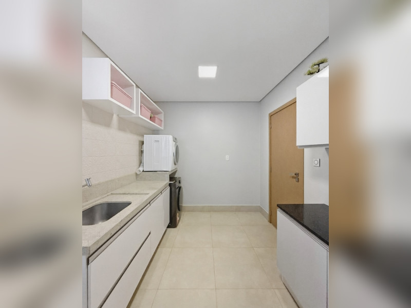 Casa de condomínio à venda Jardim Botanico com 480m² e 4 quartos por R$ 2.250.000 - image-13-20251026-103214.jpg