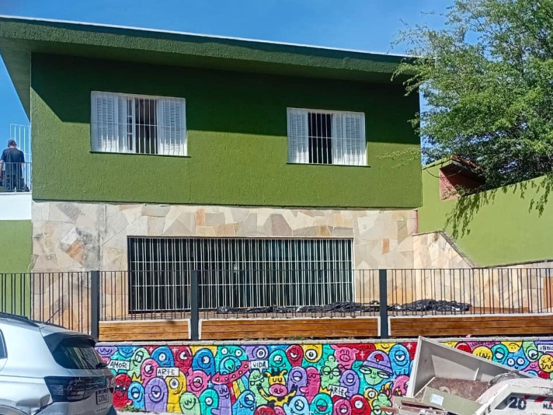 Casa para alugar Jardim das Bandeiras com 250m² e 3 quartos por R$ 10.500 - whatsapp-image-2025-10-25-at-093325-1.jpeg