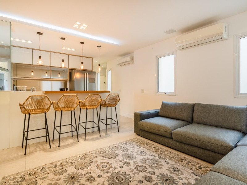 Cobertura à venda Copacabana com 116m² e 2 quartos por R$ 1.980.000 - img-20250310-wa0011.jpg