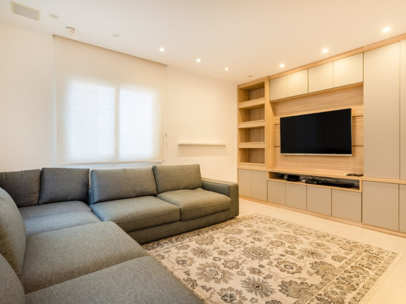 Cobertura à venda Copacabana com 116m² e 2 quartos por R$ 1.980.000 - img-20250310-wa0016.jpg