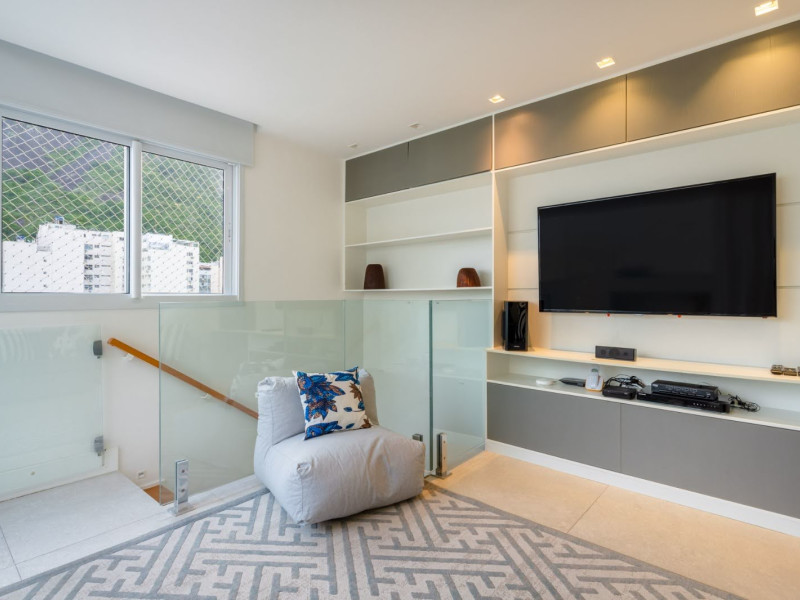 Cobertura à venda Copacabana com 116m² e 2 quartos por R$ 1.980.000 - img-20250310-wa0027.jpg